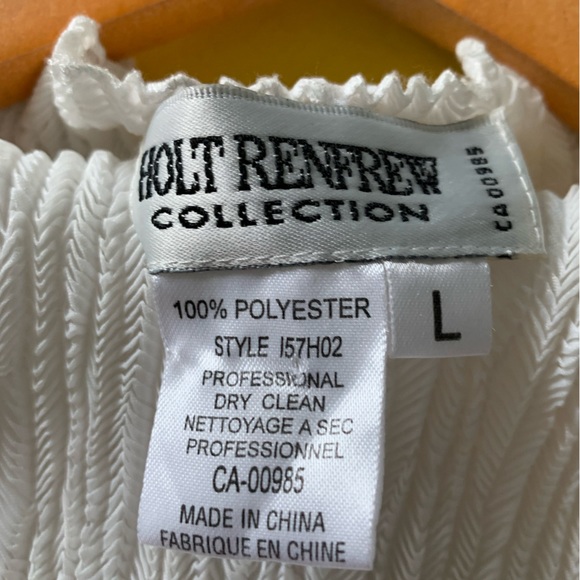 Holt Renfrew High Neck Stretchy SZ L White Top (Vintage) - Picture 5 of 5